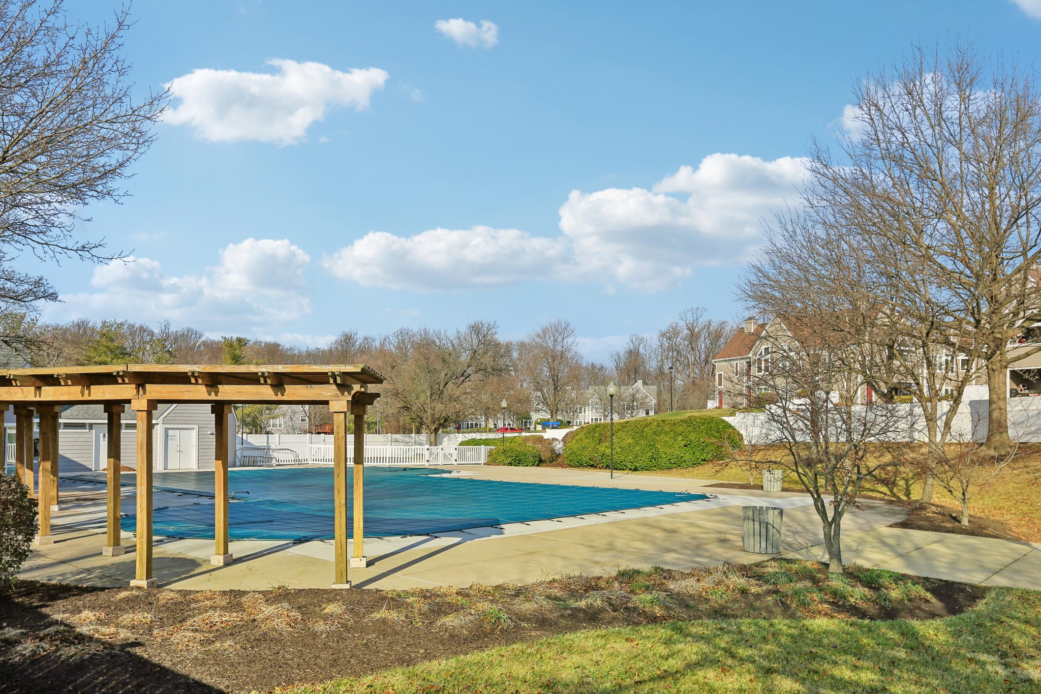 Old Farm Ln-0801-905.jpg