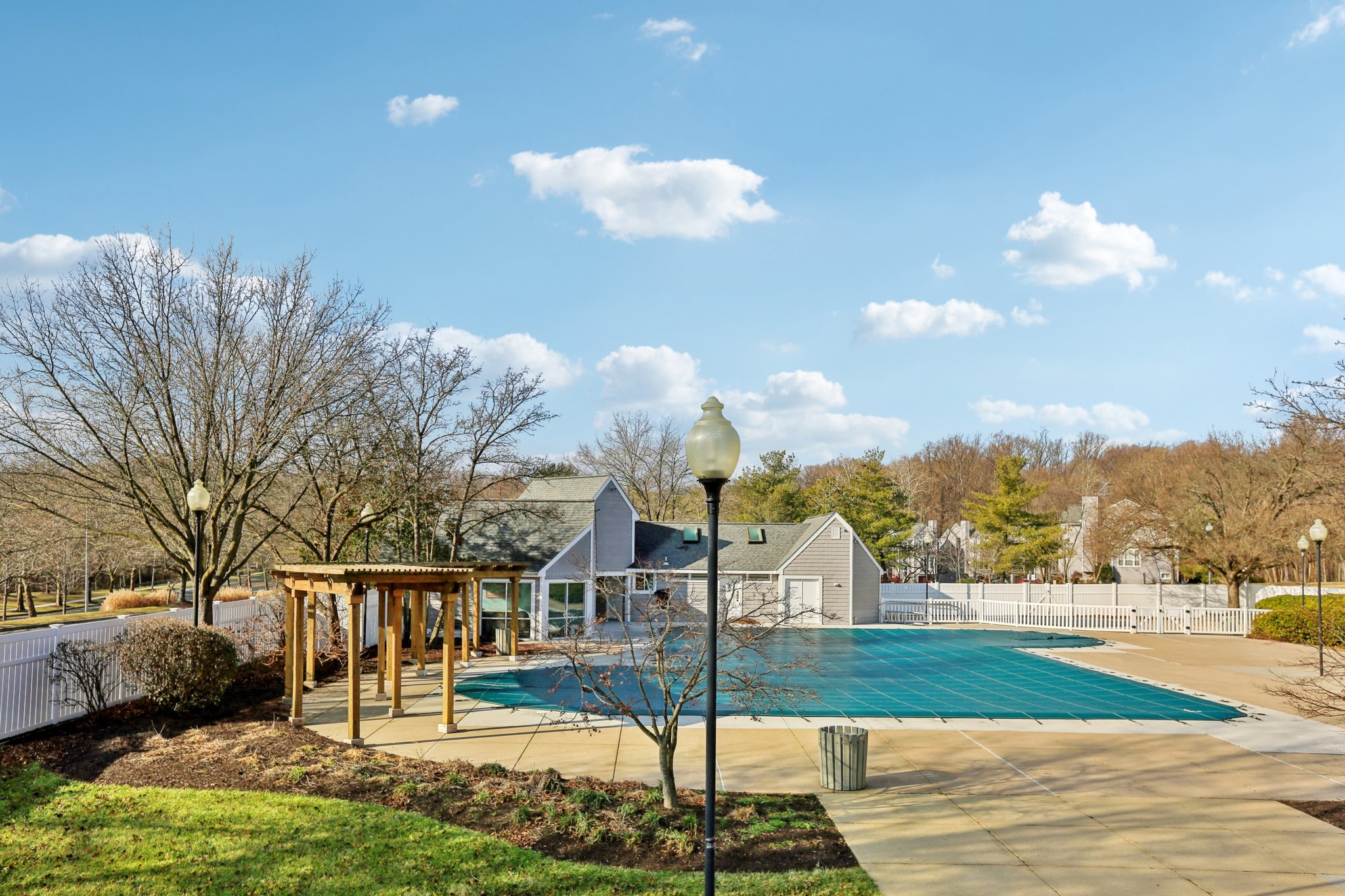 Old Farm Ln-0801-908.jpg