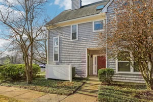 Old Farm Ln-S0801-003.jpg