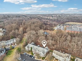 Old Farm Ln-S0801-027.jpg