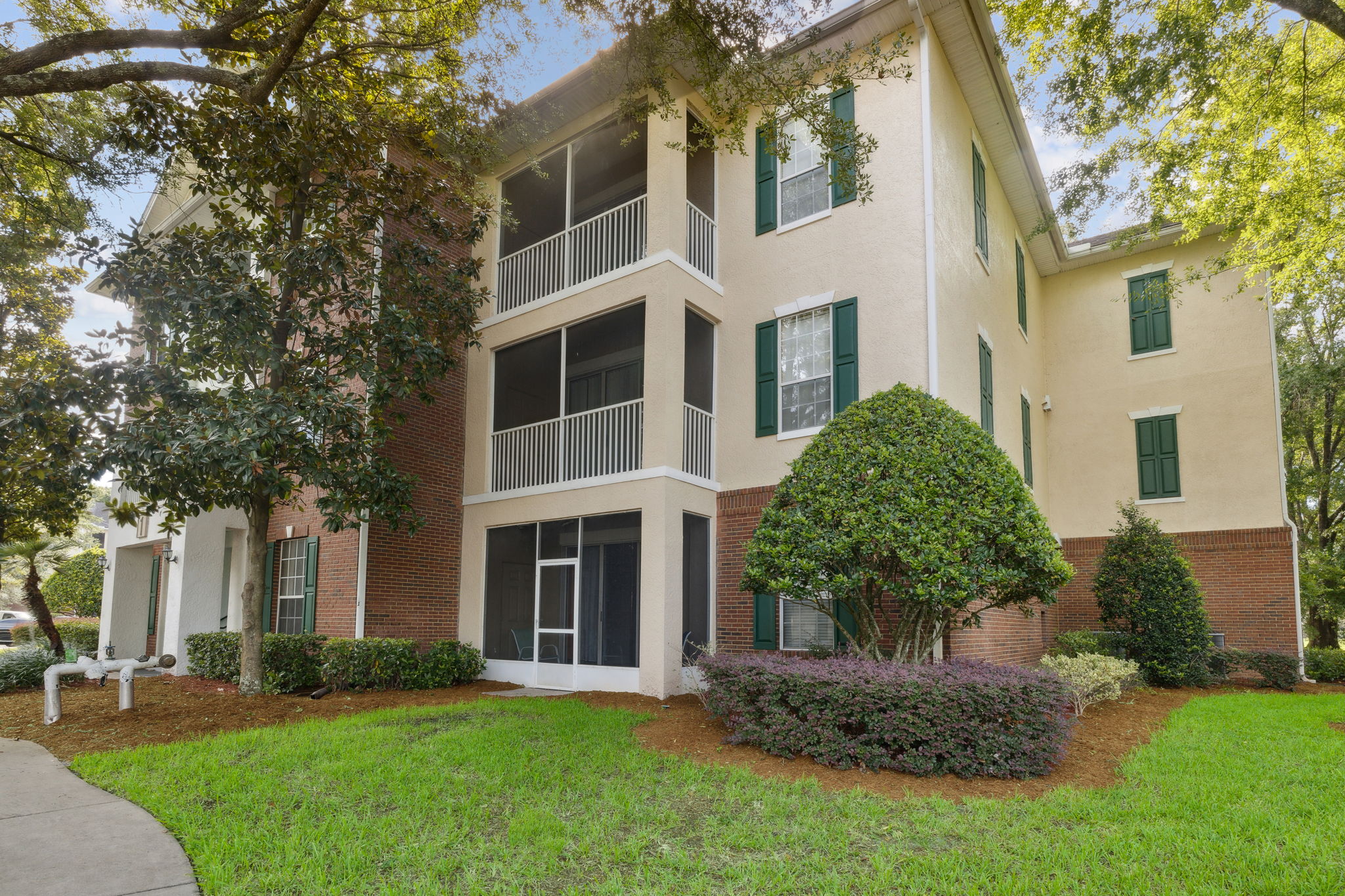 Welcome to 785 Oakleaf Plantation Pkwy Unit 114