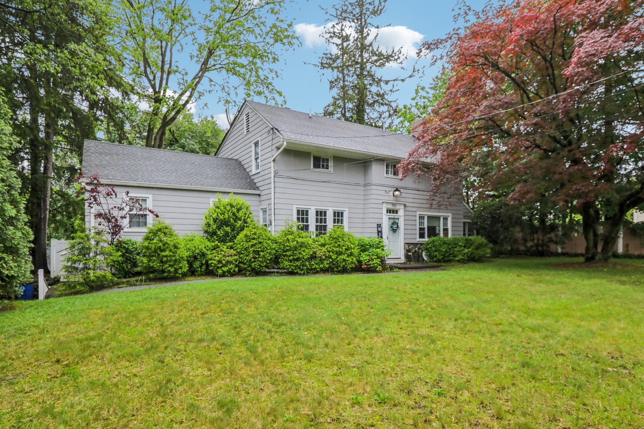 Ridgewood Rd-2305-005.jpg