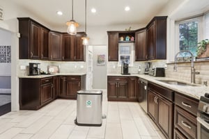 Ridgewood Rd-2305-016.jpg