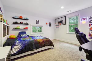 Ridgewood Rd-2305-021.jpg