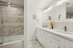 Ridgewood Rd-2305-023.jpg
