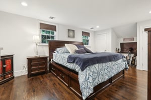 Ridgewood Rd-2305-024.jpg