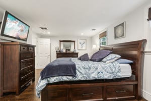 Ridgewood Rd-2305-026.jpg