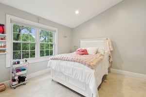 Ridgewood Rd-2305-030.jpg