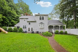 Ridgewood Rd-2305-043.jpg