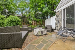 Ridgewood Rd-2305-049.jpg