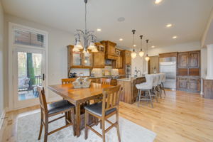 Kitchen/Breakfast Area