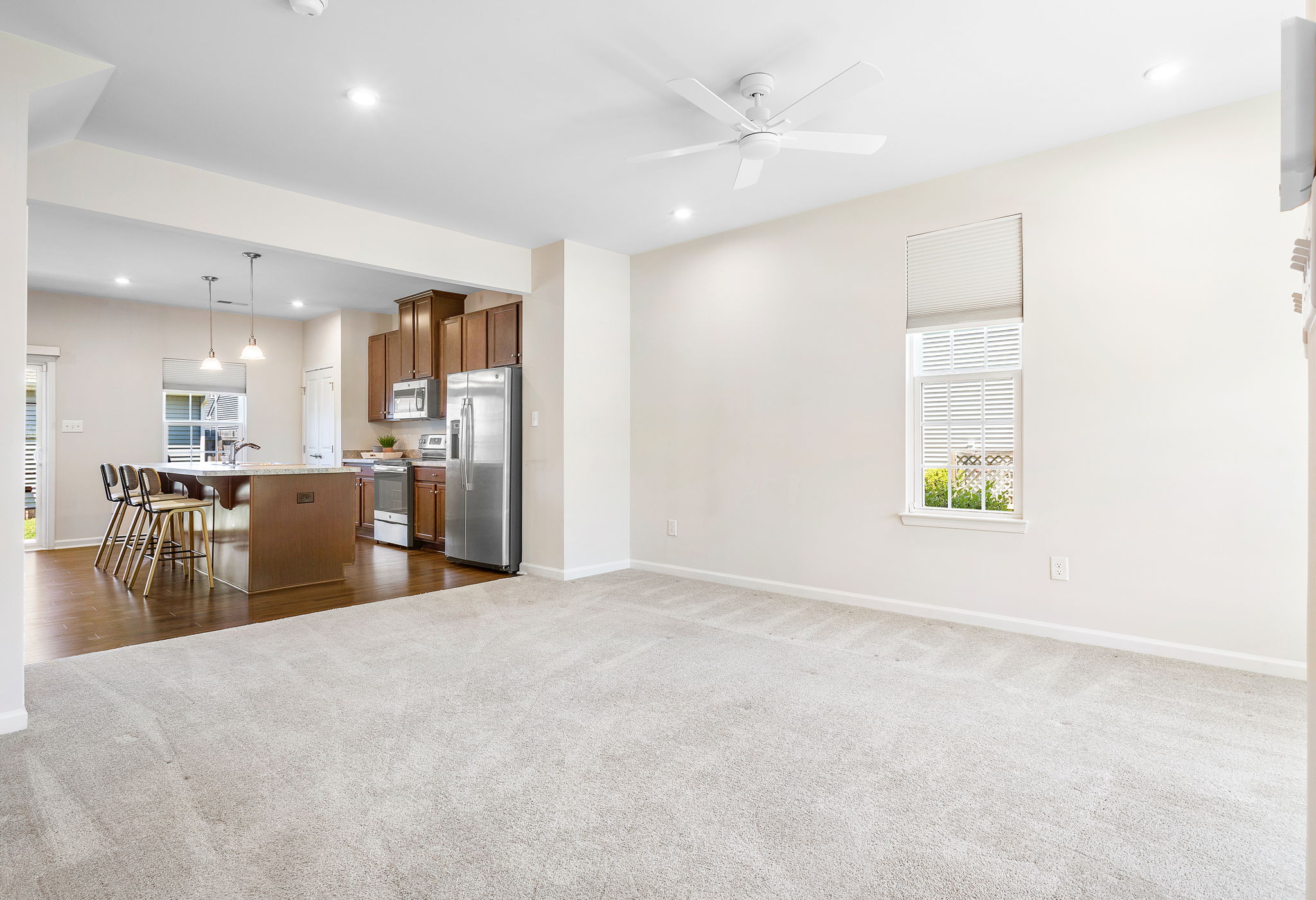 06-Living Room