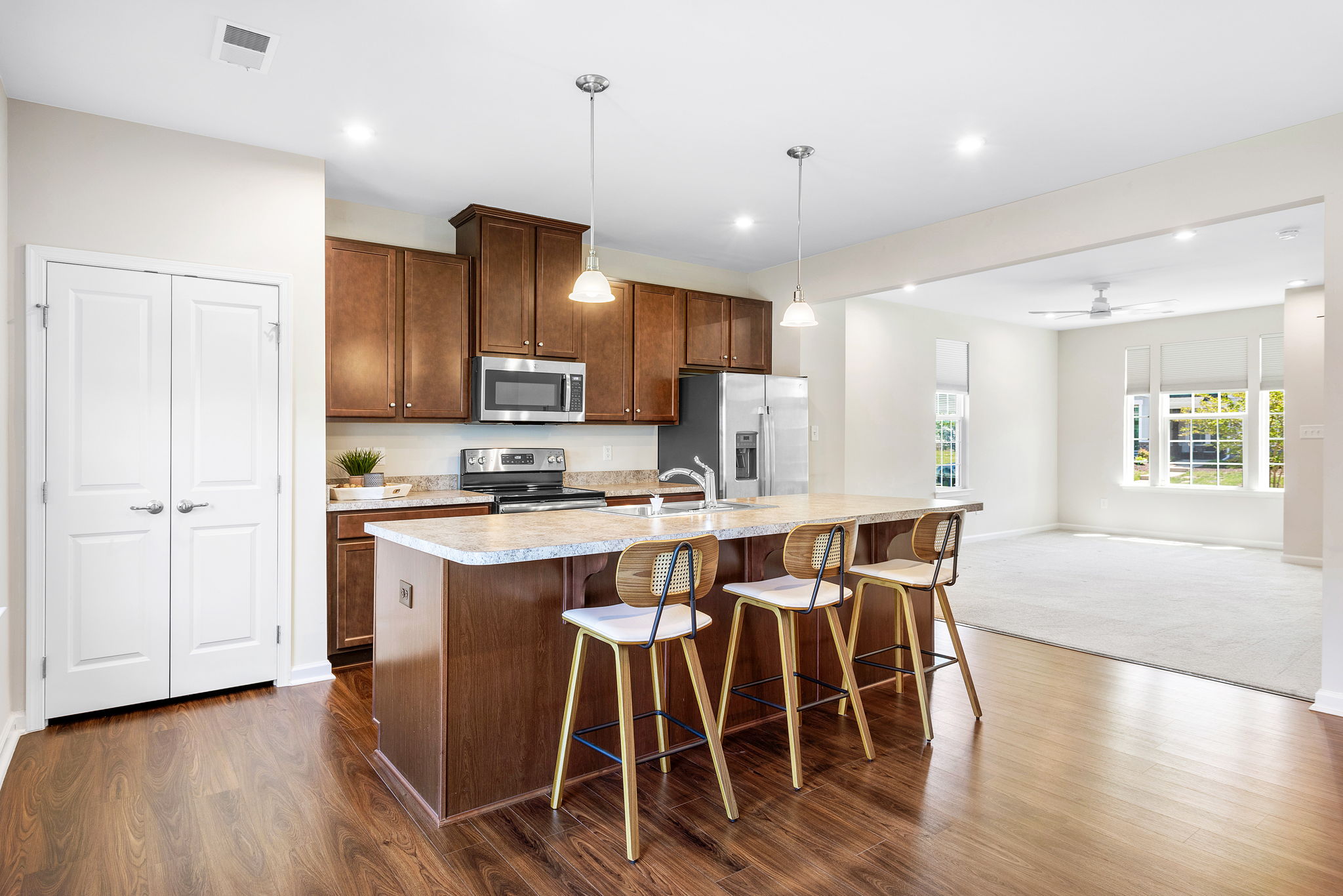 13-Kitchen