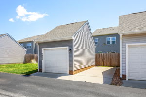 28-Garage