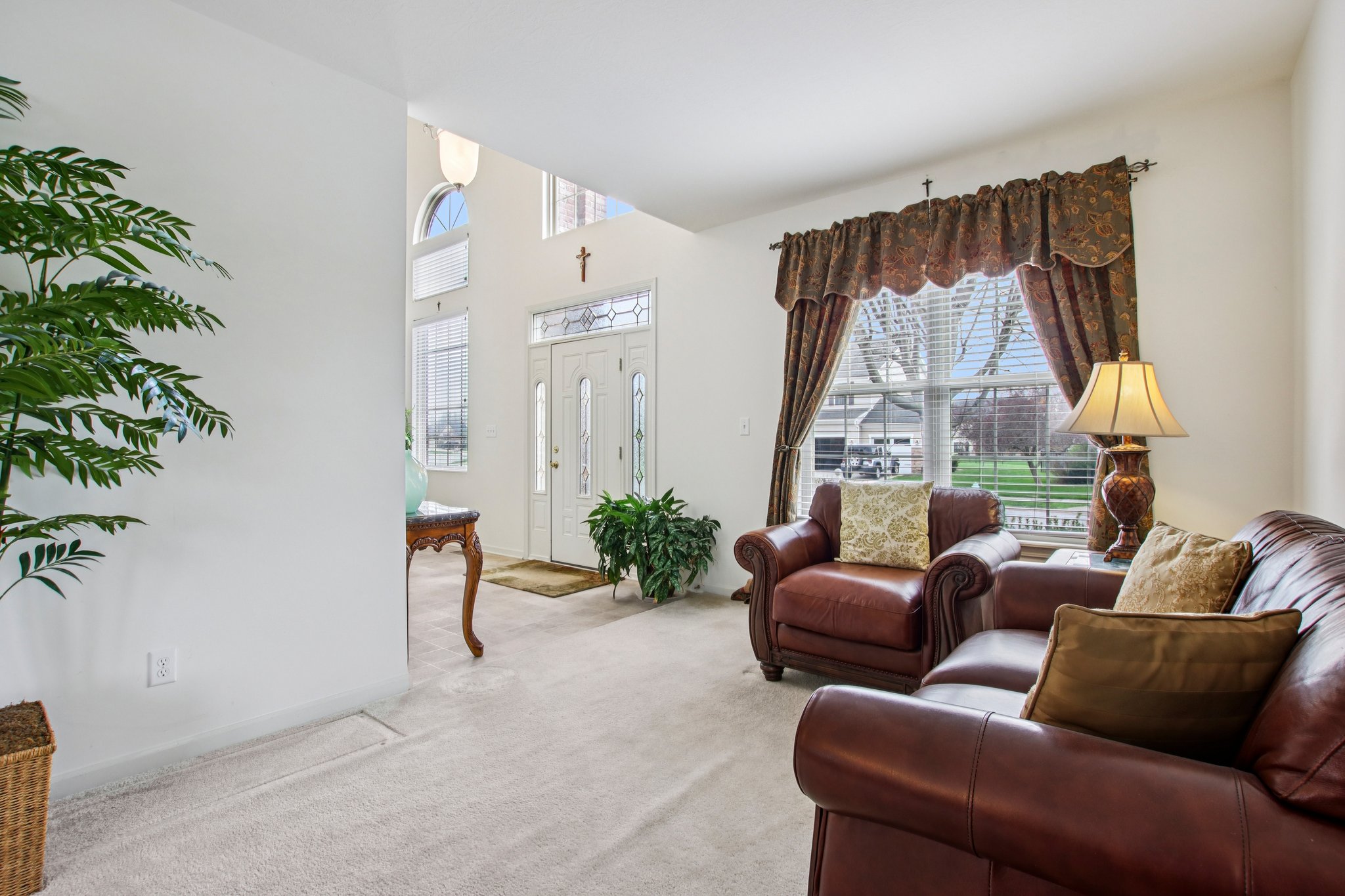 Bayard Dr-S0104-010.jpg