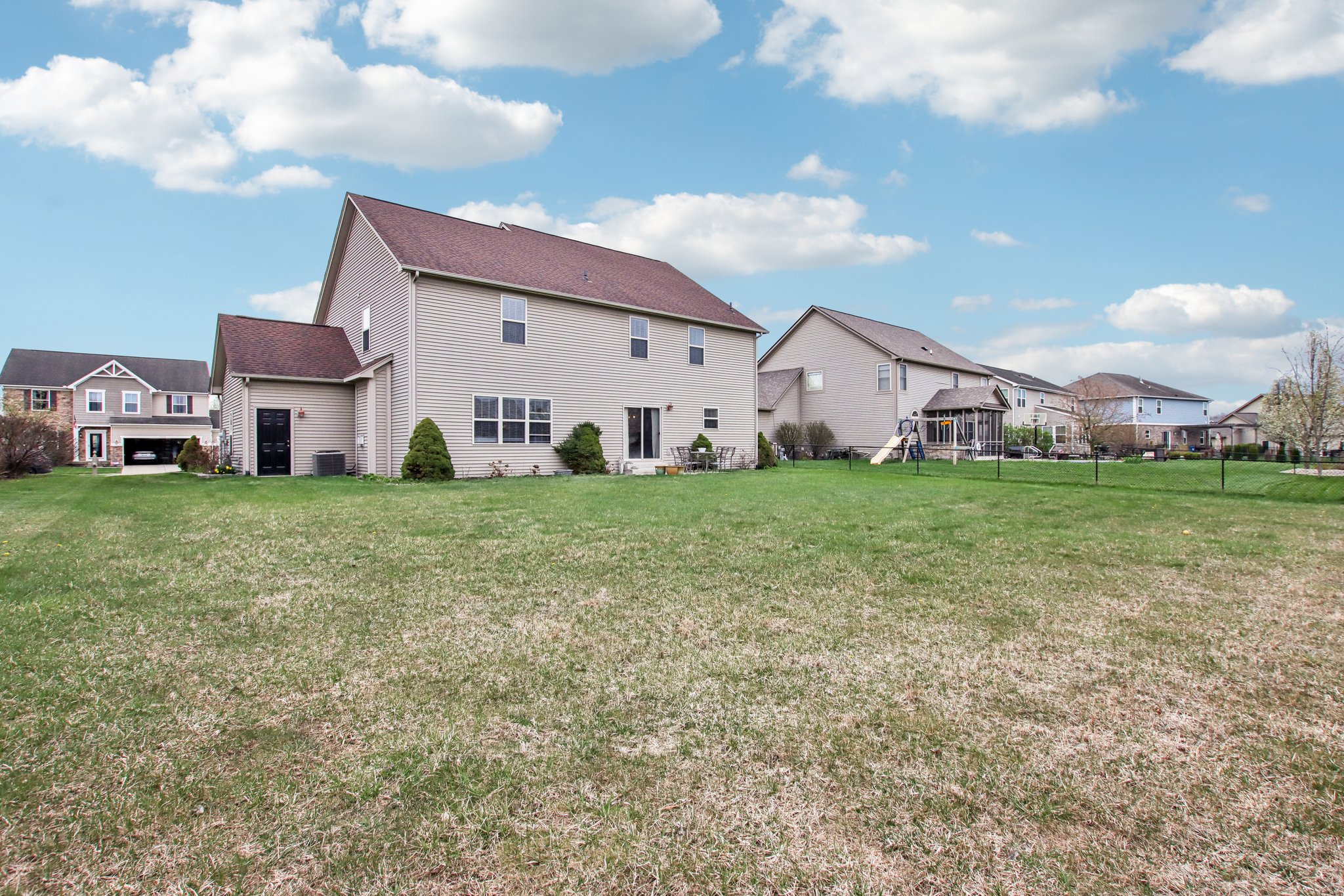 Bayard Dr-S0104-050.jpg