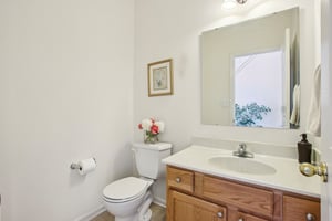 Bayard Dr-S0104-025.jpg