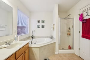 Bayard Dr-S0104-036.jpg