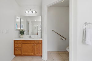Primary Bathroom 2 (1)