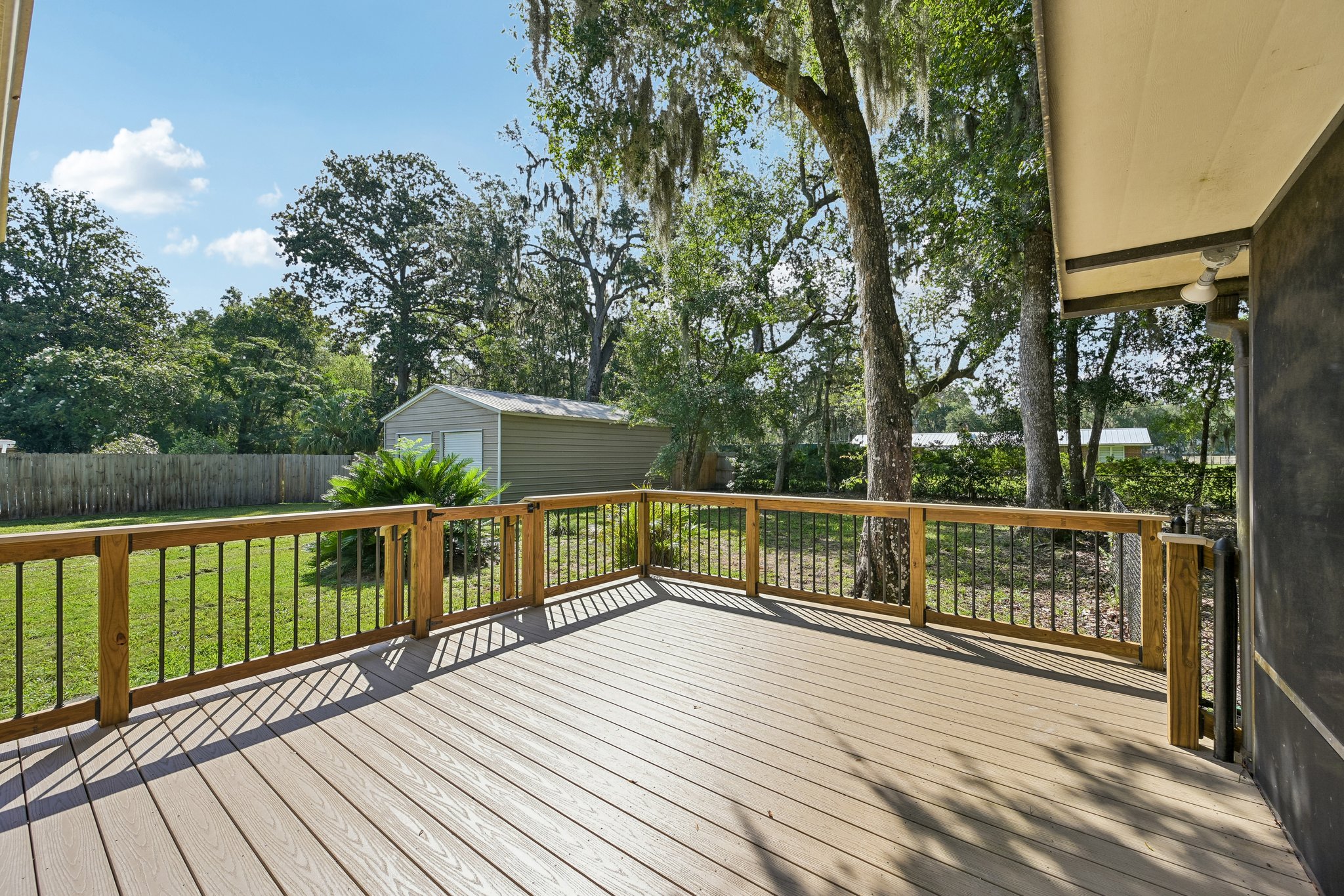 Swiss Oaks Ct-S0708-036.jpg