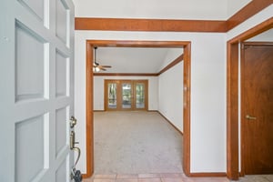 Swiss Oaks Ct-S0708-007.jpg