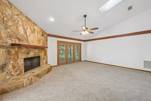 Swiss Oaks Ct-S0708-010.jpg