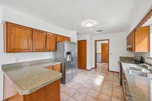 Swiss Oaks Ct-S0708-017.jpg