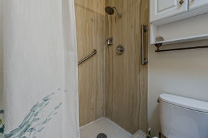  Photo 30