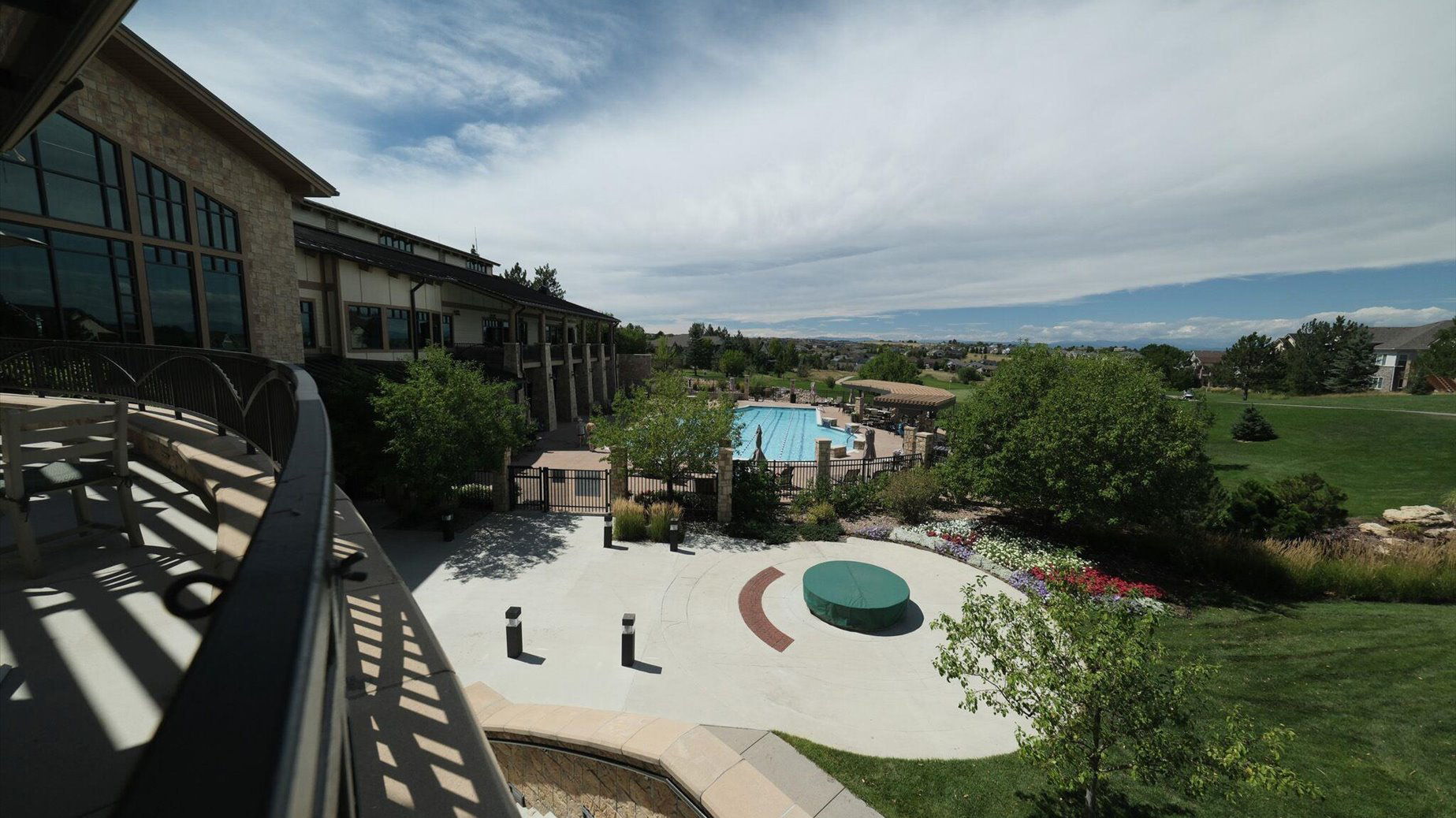 CLUB HOUSE AND POOL