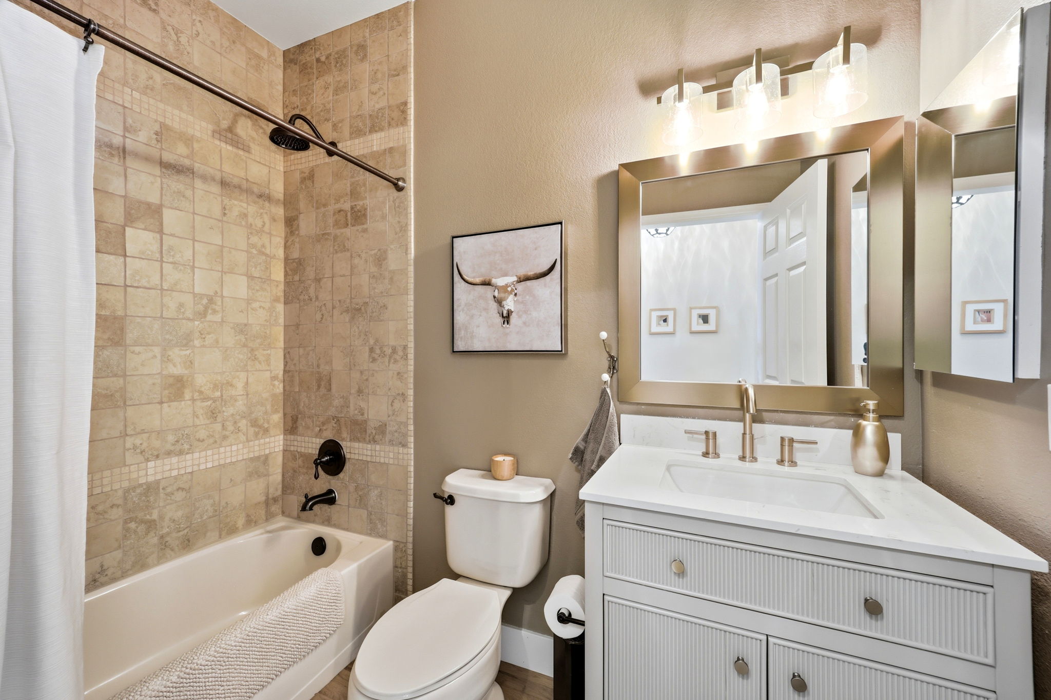 GUEST BATH