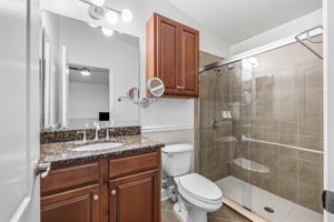 22 - 7861 Tuscany Woods Dr, Tampa, FL 33647