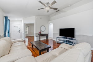 8 - 7861 Tuscany Woods Dr, Tampa, FL 33647