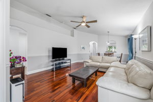 6 - 7861 Tuscany Woods Dr, Tampa, FL 33647