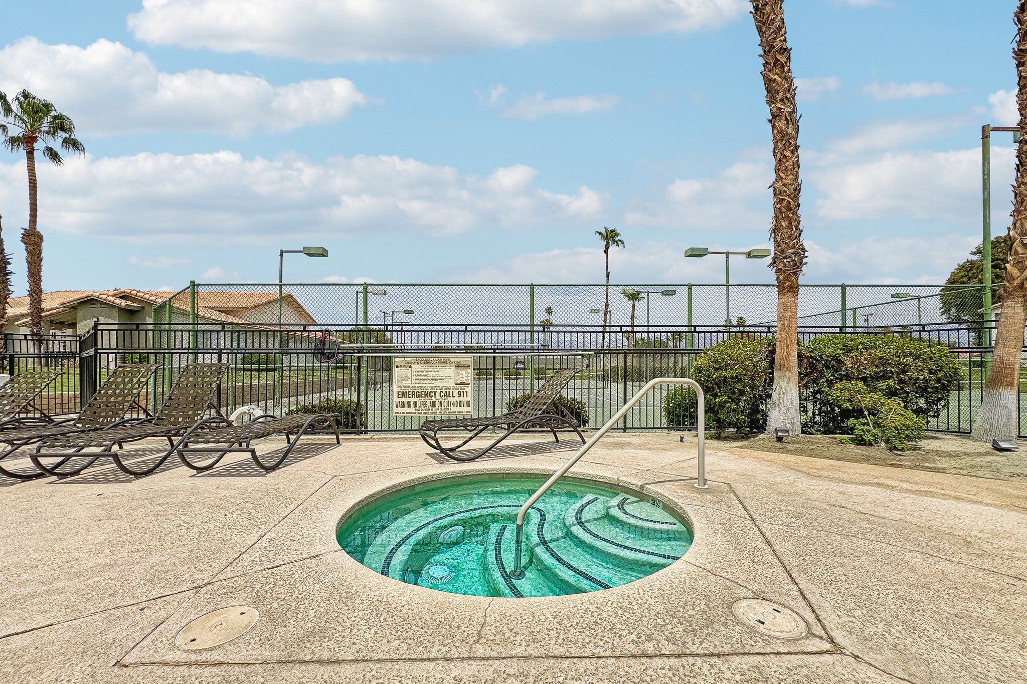 Avenue 42 1505-1408-907.jpg