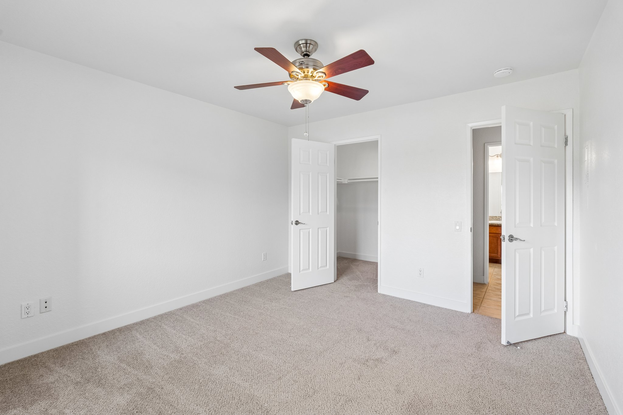Avenue 42 1505-S1408-014.jpg