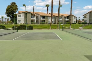 Avenue 42 1505-1408-914.jpg