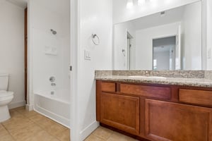 Avenue 42 1505-S1408-017.jpg