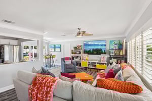 Causeway Blvd-S2208-007.jpg