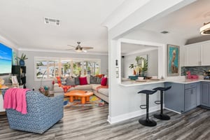 Causeway Blvd-S2208-015.jpg