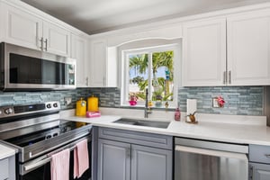 Causeway Blvd-S2208-018.jpg