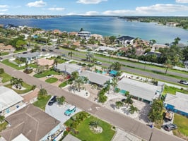 Causeway Blvd-S2208-049.jpg