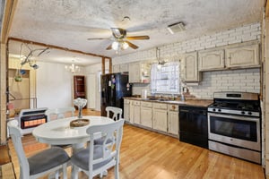 Dubois Rd-S2402-016.jpg