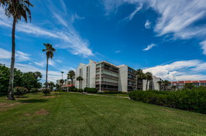 Common Area and Water View5