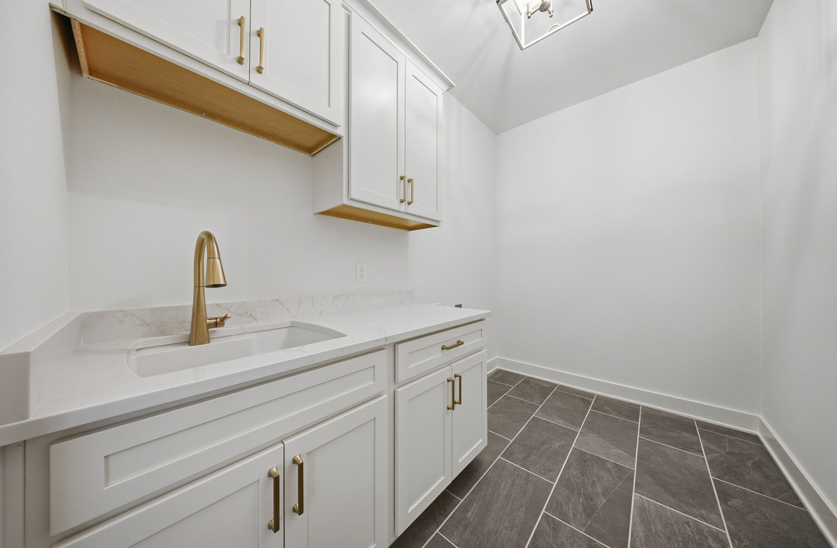 James Roof - 7871 Sparrow Run-61