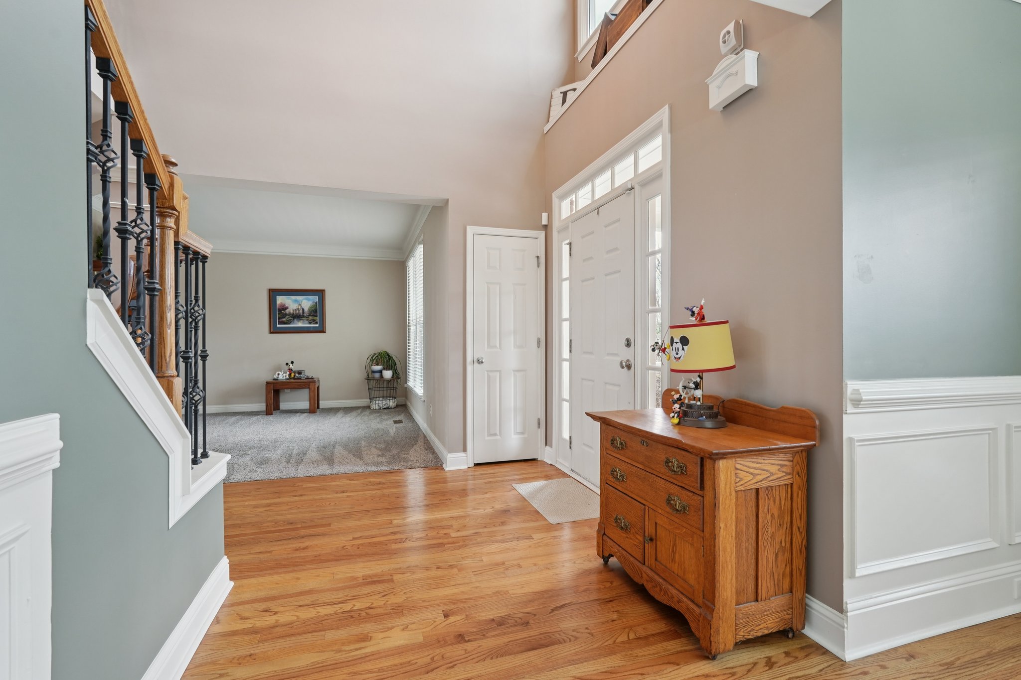 Highcrest Dr-S1801-009.jpg