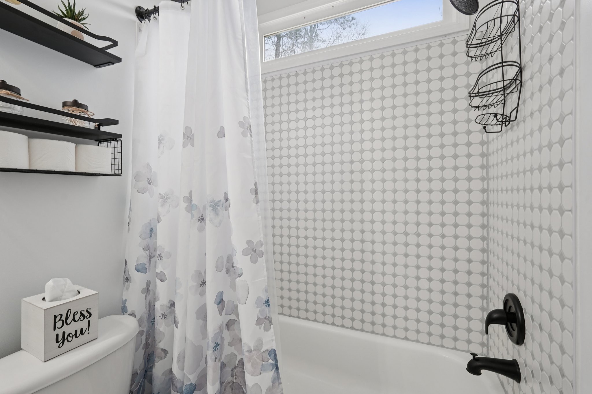 Highcrest Dr-S1801-039.jpg