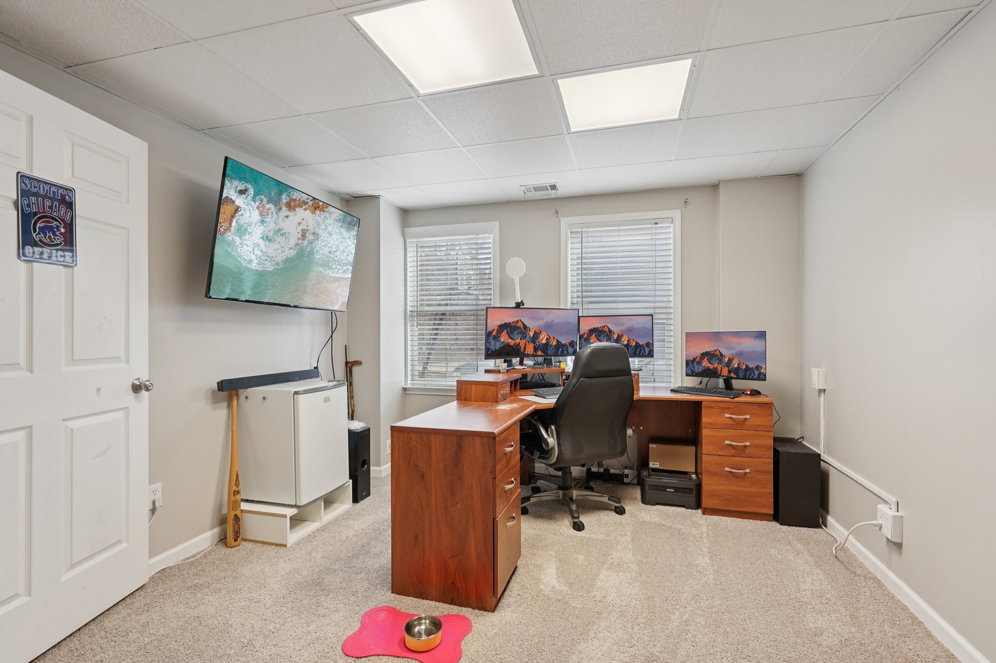 Highcrest Dr-S1801-048.jpg