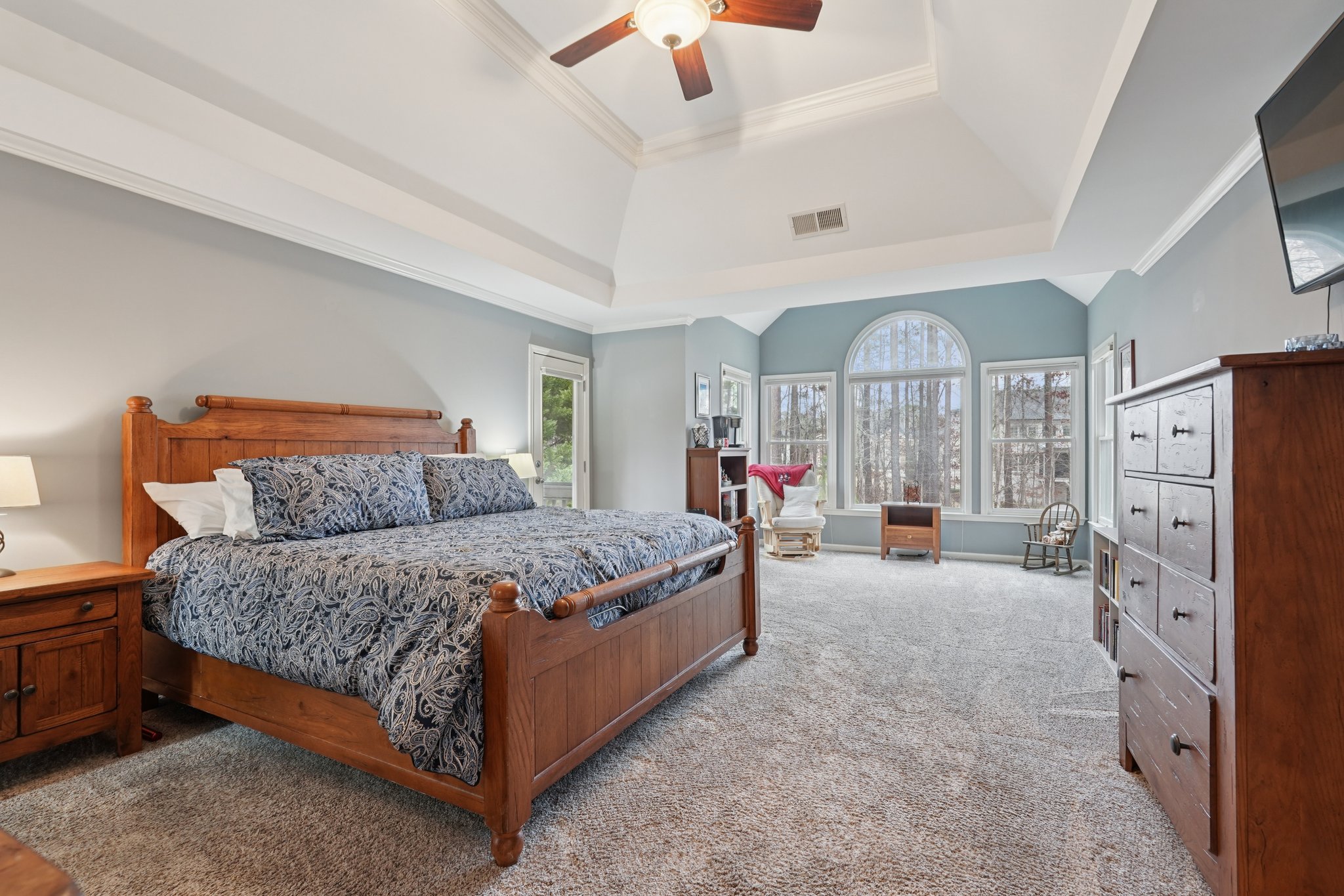 Highcrest Dr-S1801-055.jpg