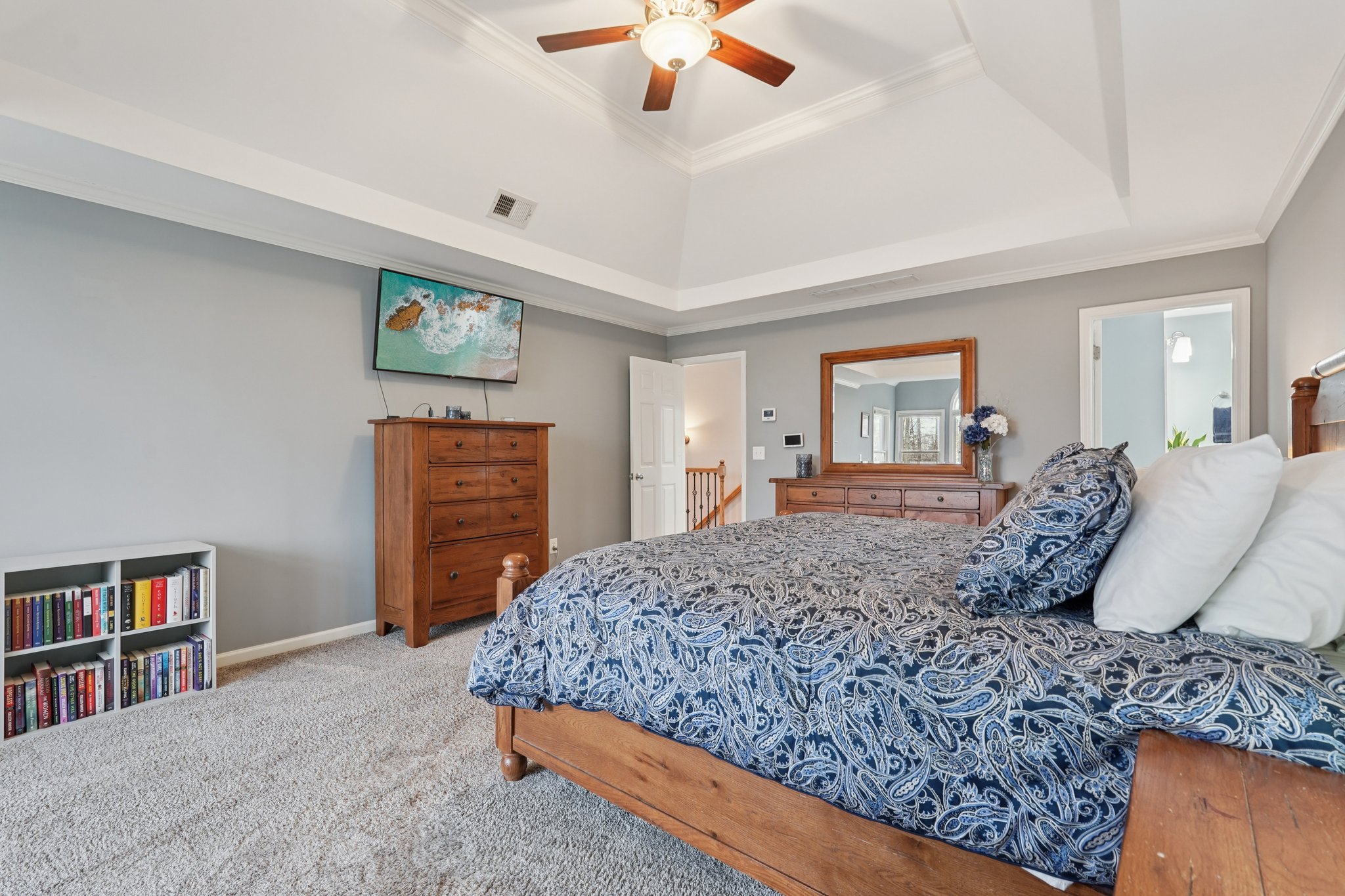 Highcrest Dr-S1801-058.jpg