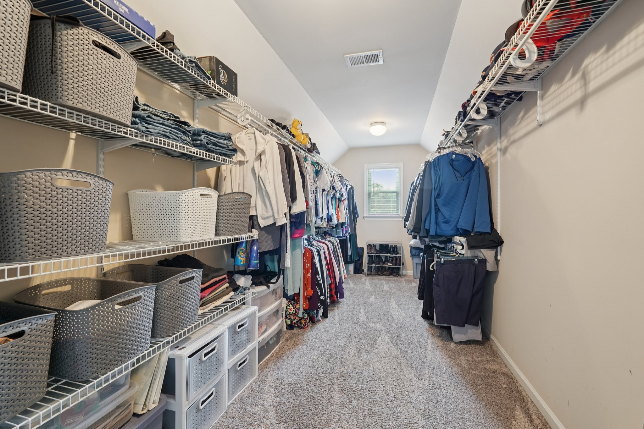 Highcrest Dr-S1801-066.jpg